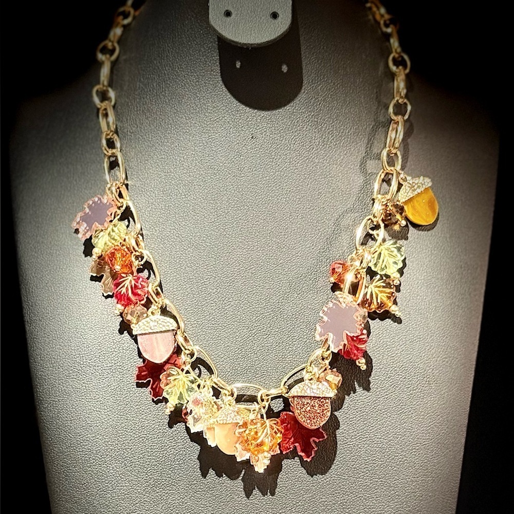 Elegant Gold and Multicolor Leaf Necklace